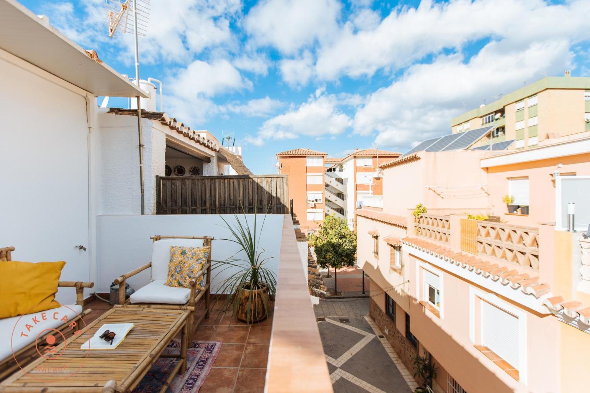 Colourful Fisher House Pulpito In El Palo! - Tcm Malaga Exterior photo